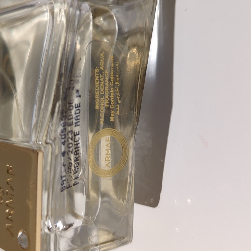 Perfume - Picture 3 of 5